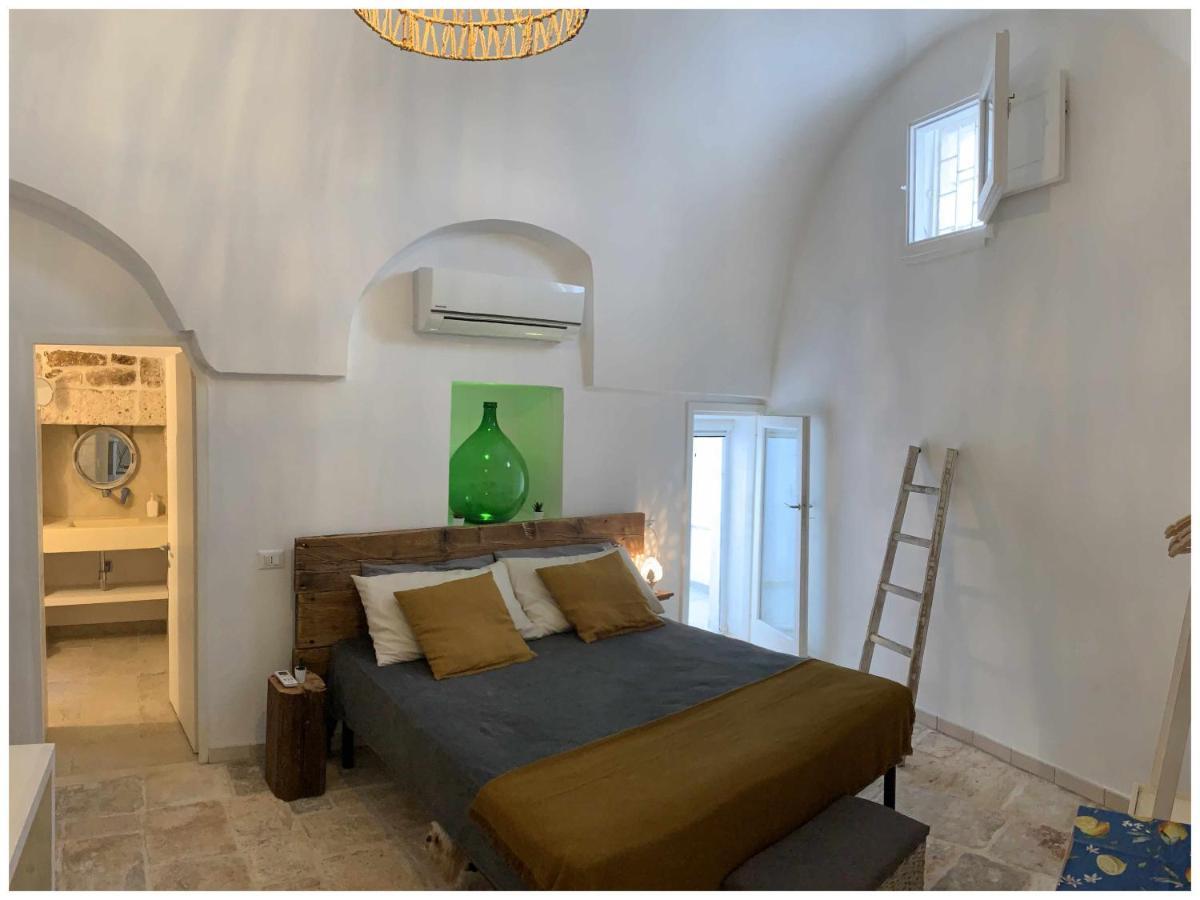 White Stone Flats & Studios Ostuni Exterior foto