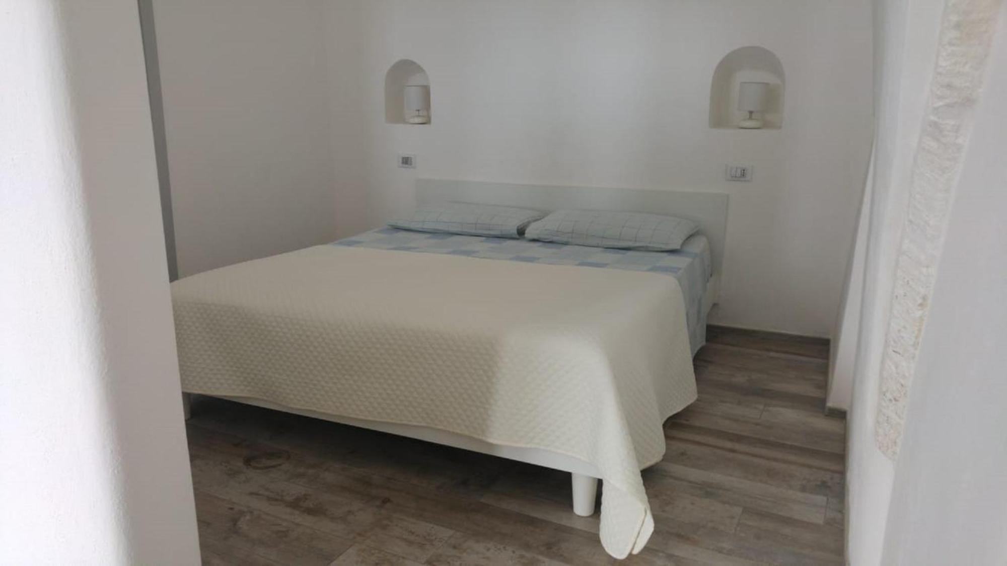 White Stone Flats & Studios Ostuni Quarto foto